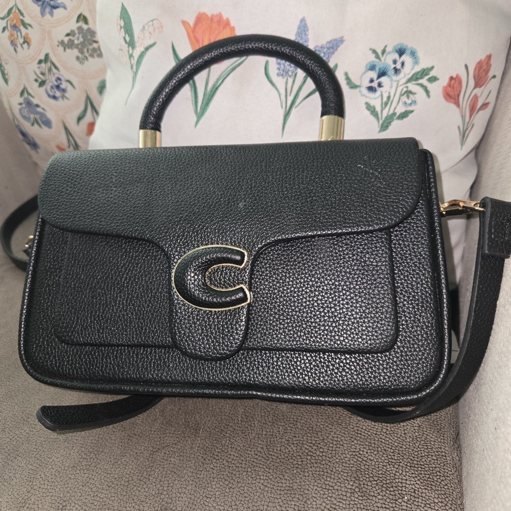Elegant Black Handbag